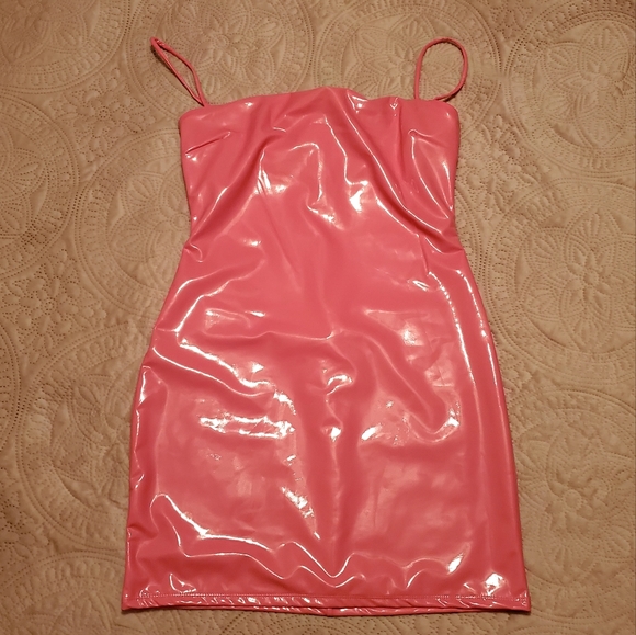 Medium but tag says XL. Faux Vinyl. Naked Wardrobe. BARBIECON Mini dress - Picture 10 of 15